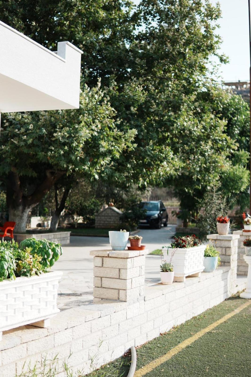 Gardenia Rooms Sarandë Eksteriør billede